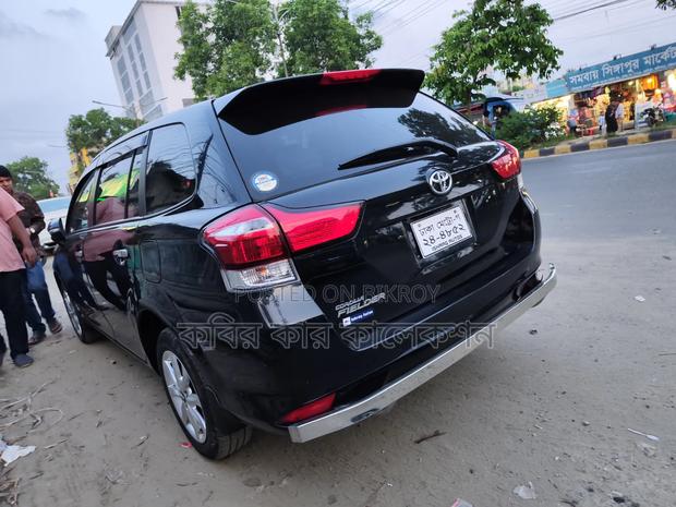 Toyota Corolla Fielder 2019 Black