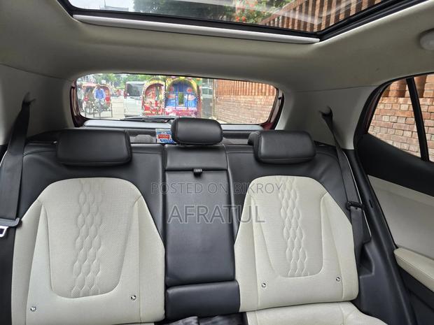 Hyundai Creta 2021 Red