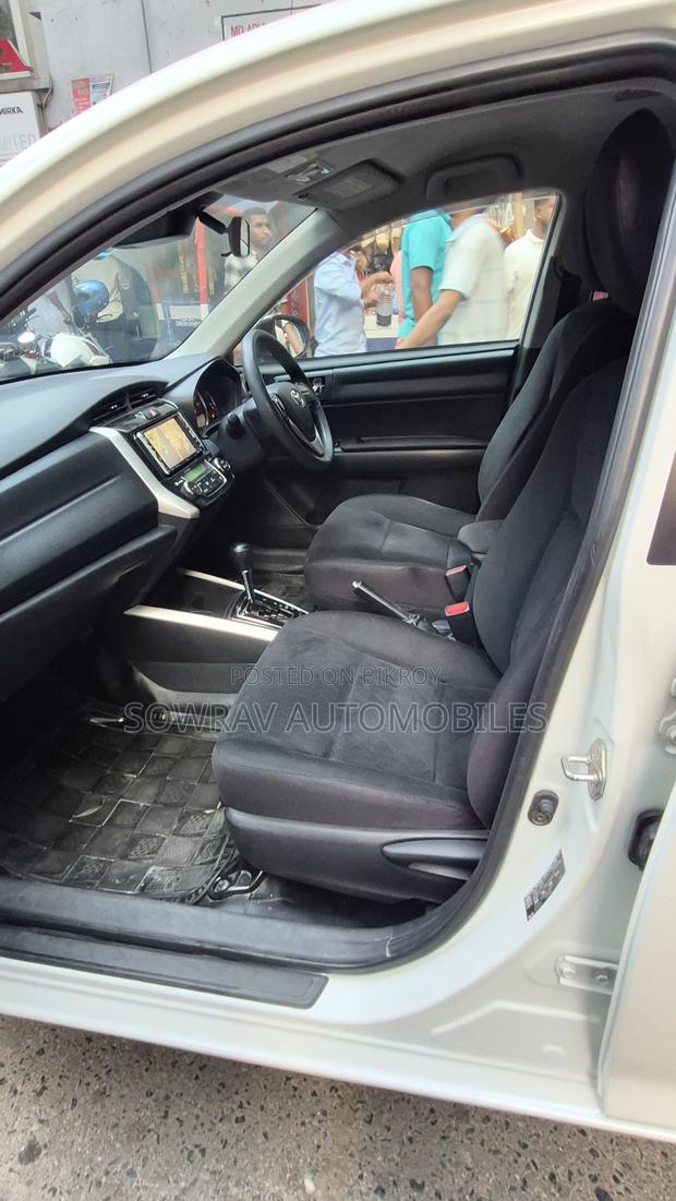 Toyota Axio 2016 Pearl