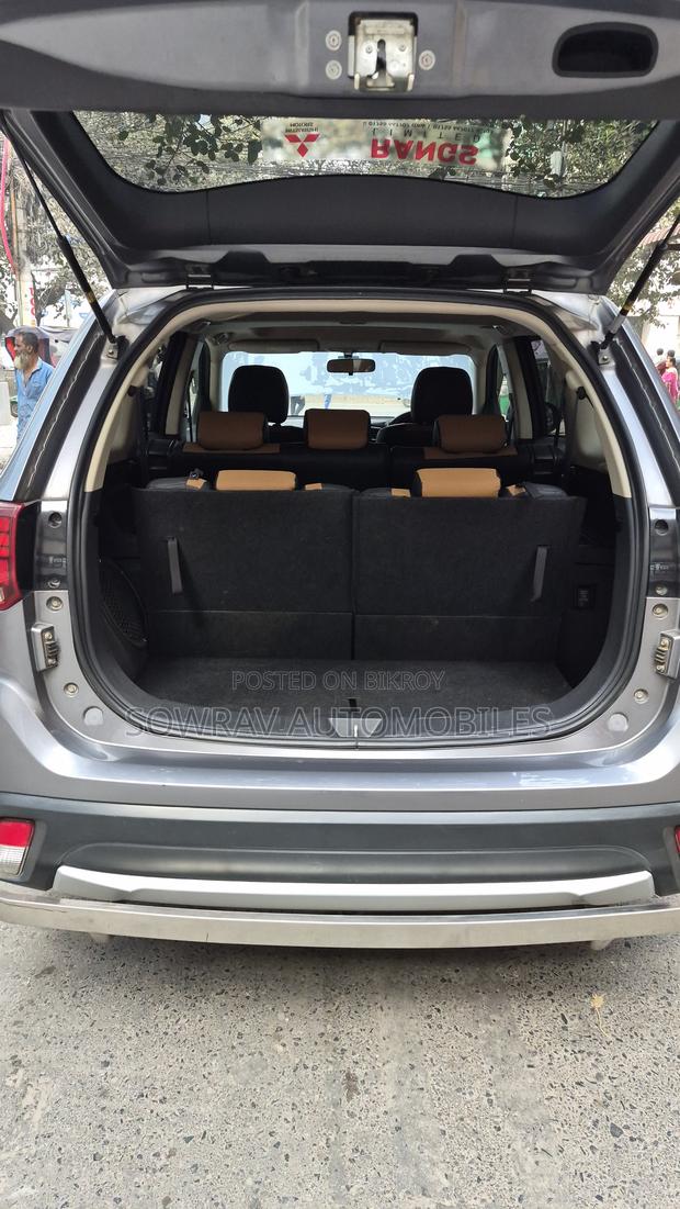 Mitsubishi Outlander 2017 Gray