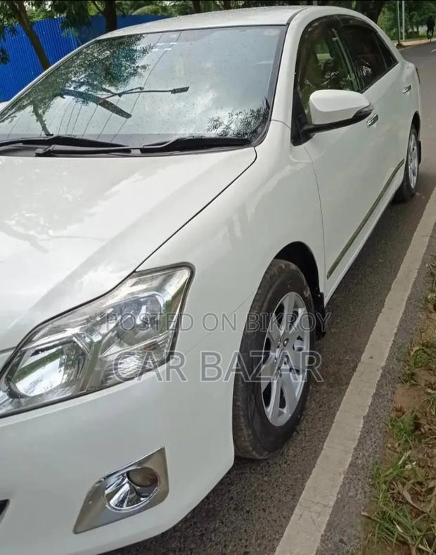 Toyota Premio 2014 Pearl