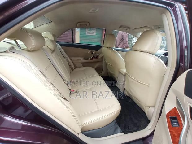 Toyota Premio 2014 Maroon