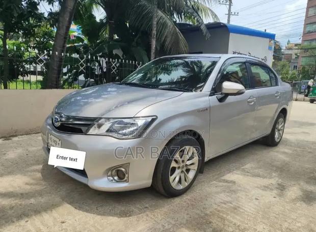 Toyota Axio 2013 Silver