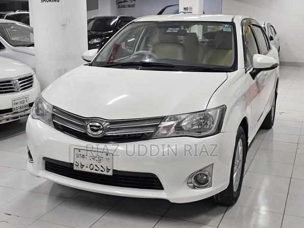 Toyota Axio 2013 Pearl