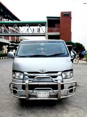 Toyota HiAce 2017 Silver for sale