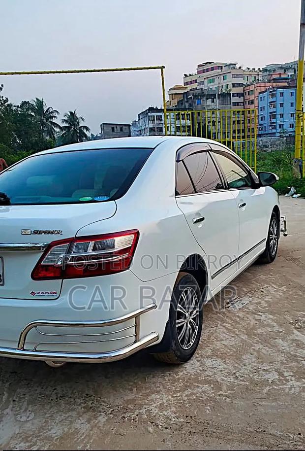 Toyota Premio 2014 White