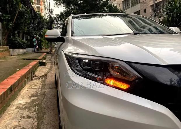 Honda Vezel 2014 Pearl