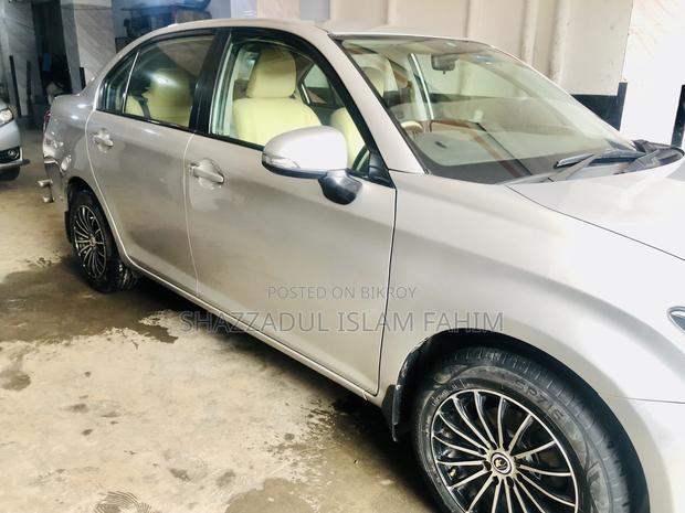 Toyota Axio 2012 Silver