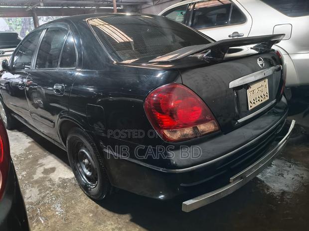 Nissan Sunny 2006 Black