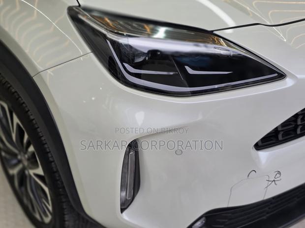 Toyota Yaris Cross 1.5 Hybrid FWD 2021 Pearl