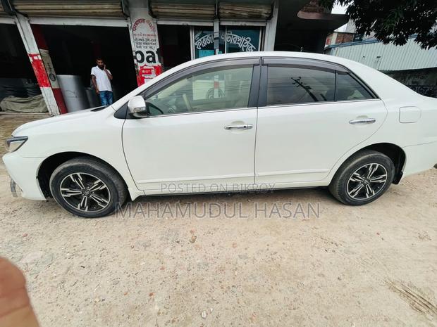 New Toyota Premio 2018 Pearl