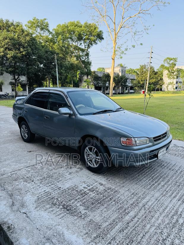 Toyota Corolla Sedan 1996 Gray
