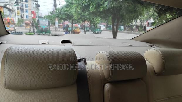 Toyota Premio 2013 Silver