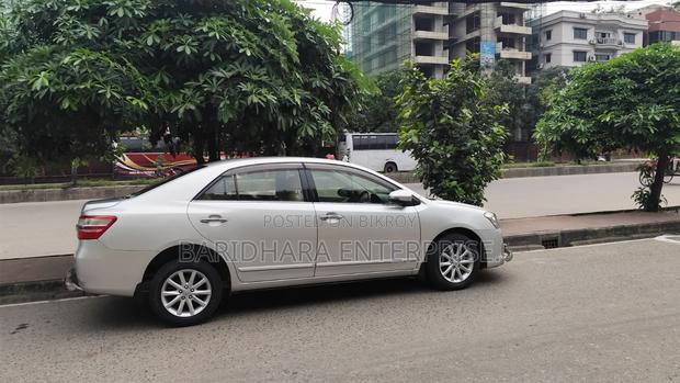 Toyota Premio 2013 Silver