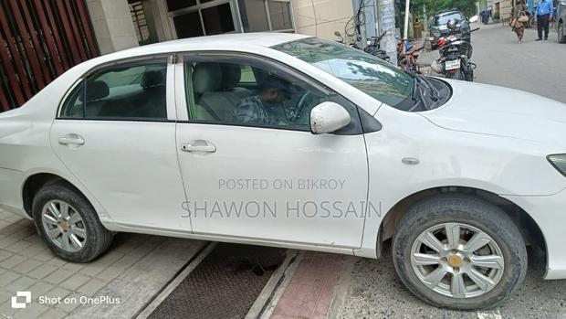 Toyota Axio 2011 White