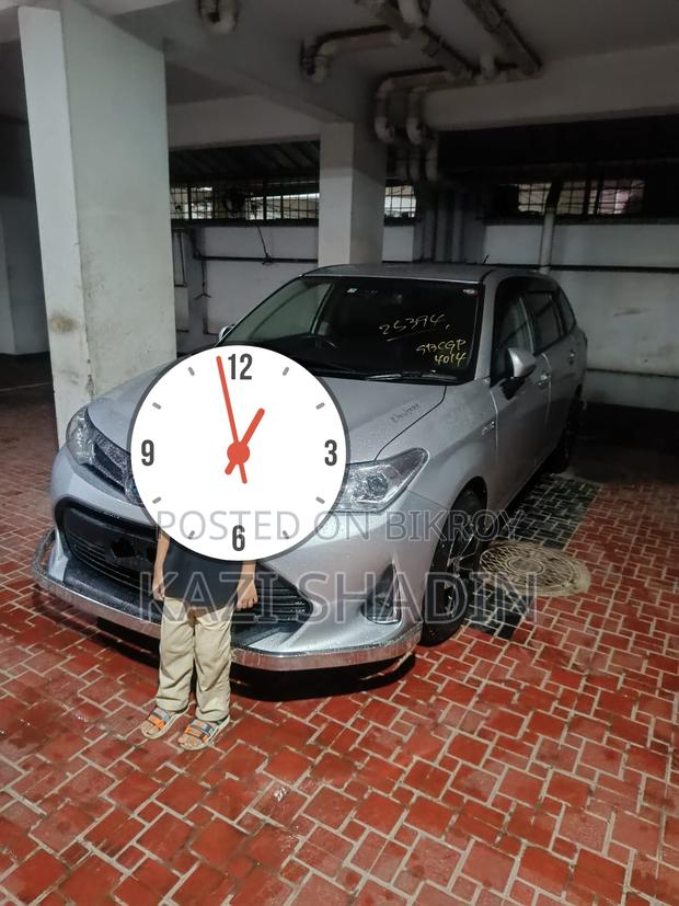 Toyota Corolla Fielder 1.5 Hybrid FWD 2019 Silver