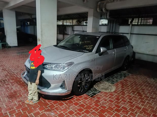Toyota Corolla Fielder 1.5 Hybrid FWD 2019 Silver