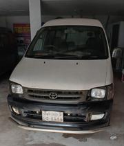 Toyota Noah 2005 White for sale