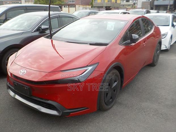 Toyota Prius 2023 Red