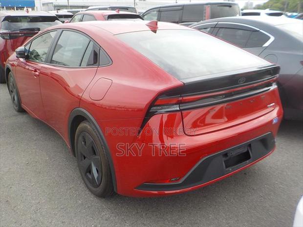 Toyota Prius 2023 Red