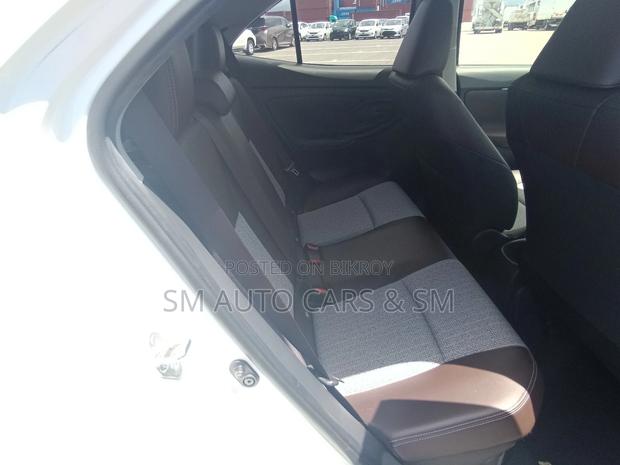 Toyota Yaris Cross 1.5 Hybrid FWD 2021 White