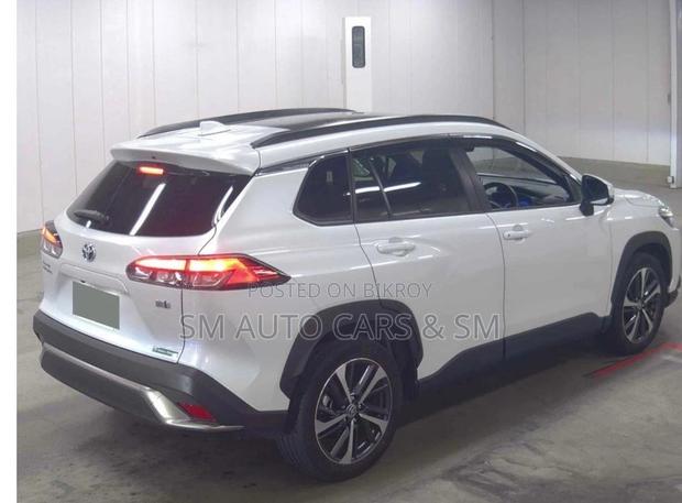 Toyota Corolla Cross 1.8 Hybrid FWD 2022 White
