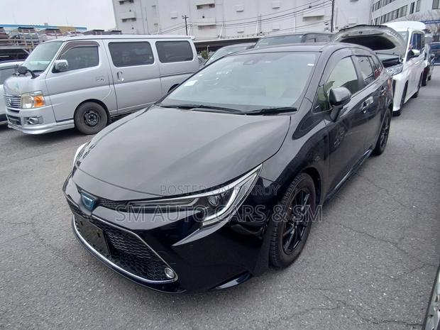 Toyota Corolla Hatchback 2021 Black
