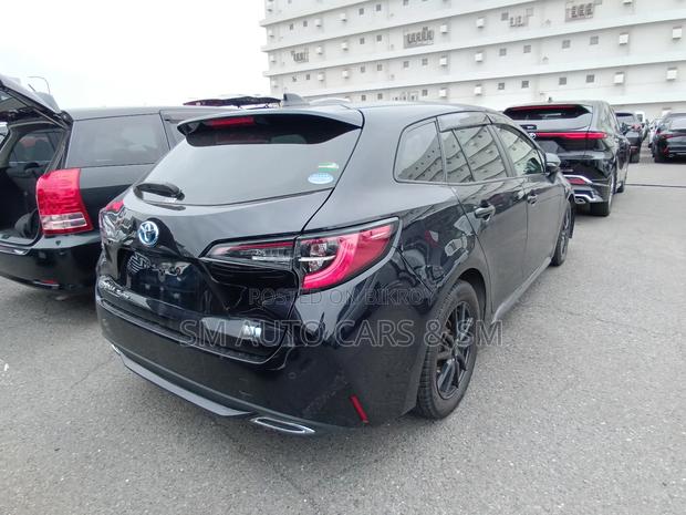 Toyota Corolla Hatchback 2021 Black
