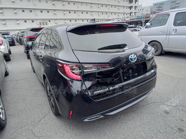 Toyota Corolla Hatchback 2021 Black