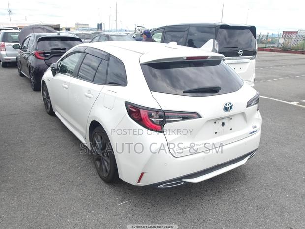 Toyota Corolla Hatchback 2020 White
