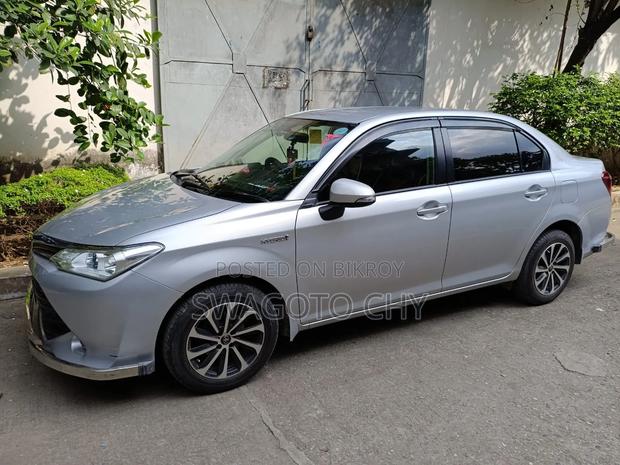 Toyota Axio 1.5 G 2WD 2015 Silver