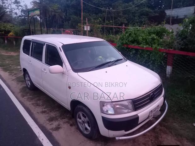 Toyota Probox 2004 White