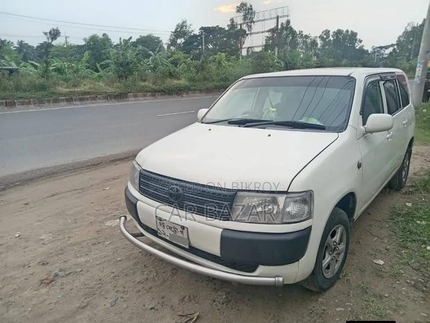Toyota Probox 2004 White