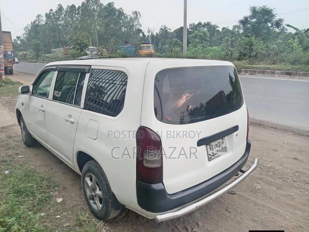 Toyota Probox 2004 White