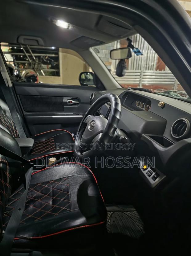 Toyota Corolla Rumion 2012 Black