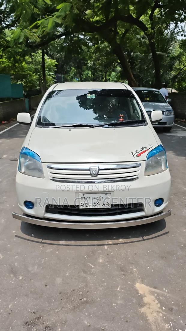 Toyota Raum 2004 Pearl