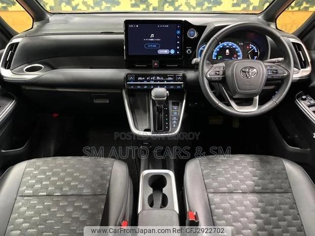 Toyota Voxy 2022 Gray