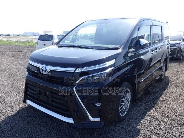 Toyota Voxy 2021 Black