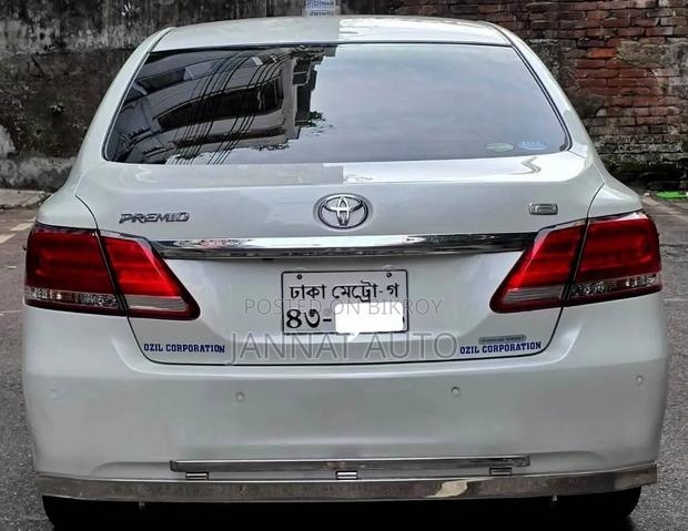 Toyota Premio 2016 Off White