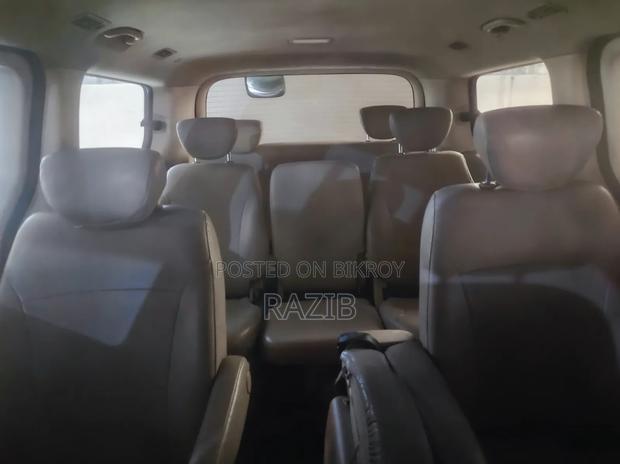 Hyundai H1 2013 Black