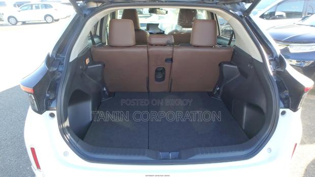 Toyota Yaris Cross 2021 Pearl