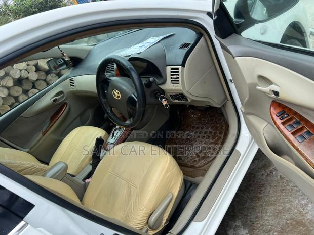 Toyota Axio 1.5 G 2WD 2009 White