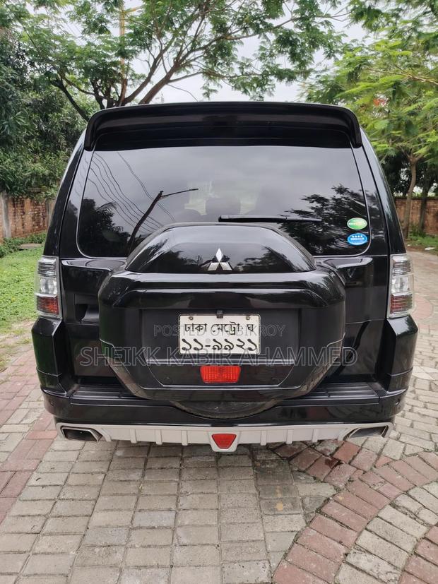 Mitsubishi Pajero 2007 Black