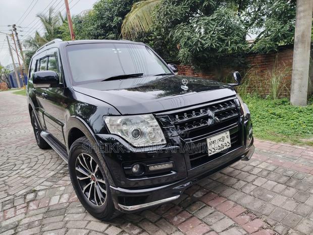 Mitsubishi Pajero 2007 Black