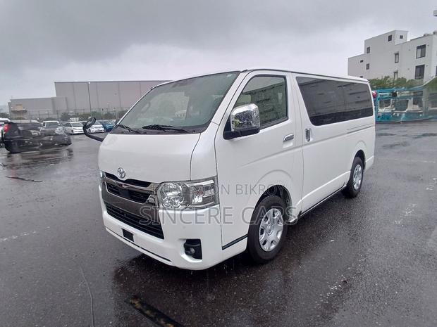 Toyota HiAce 2021 Pearl