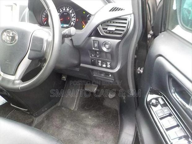 Toyota Noah 2.0 FWD (7 Seater) 2021 Black