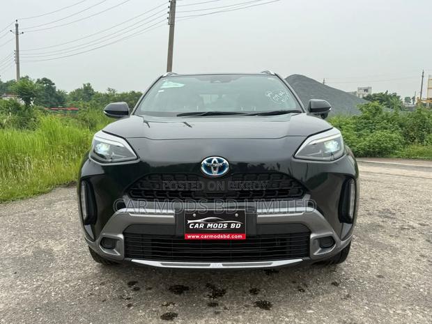 Toyota Yaris Cross 1.5 Hybrid FWD 2022 Black