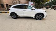 Honda Vezel 1.5 Hybrid 2WD 2014 Pearl for sale
