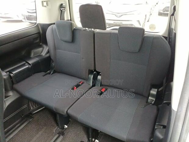 Toyota Noah 2021 Pearl