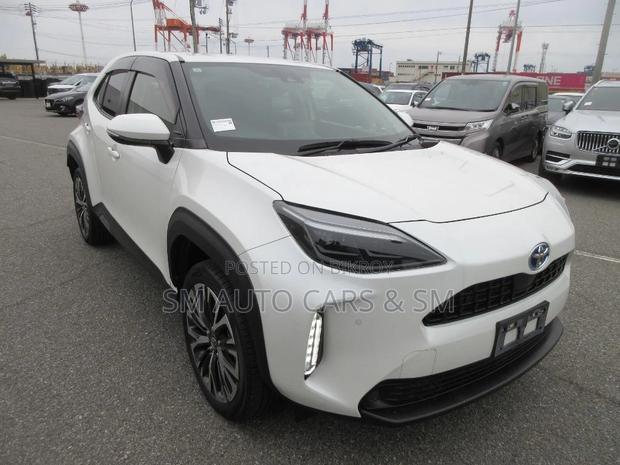 Toyota Yaris Cross 1.5 Hybrid FWD 2021 Pearl